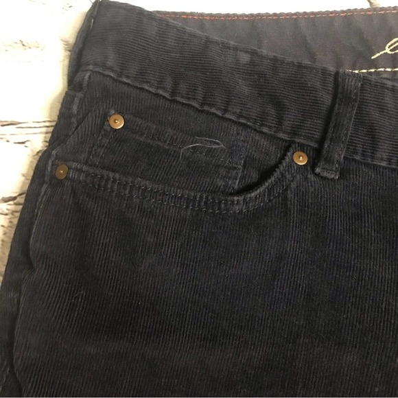 Eddie Bauer Slightly Curvy Slightly Flared Navy Corduroy Pants Size 2 - Picture 6 of 12